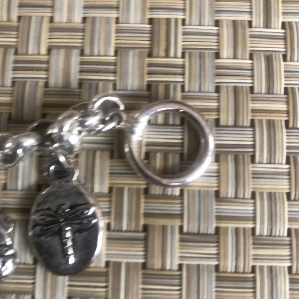 Cute Little Charm Bracelet with 7 charms including flowers , ladybug, butterfly - Picture 7 of 7